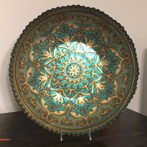 Decorative glass bowl